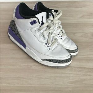 Nike Jordan threes dark Iris 2022